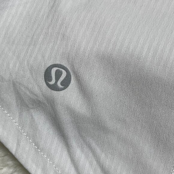 Lululemon LW7AVLT Women's White Speed Up Long Updated Fit Shorts Size 4 - Picture 6 of 12